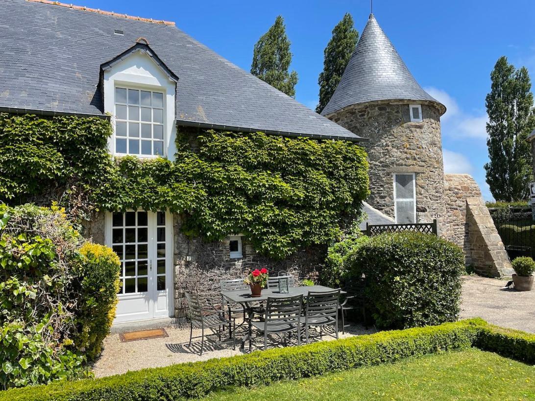 Manoir De La Begaudiere Mont-Dol Quarto foto